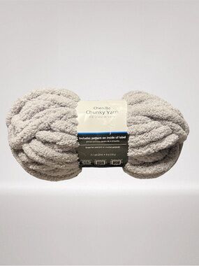 Mainstays Chenille Chunky Yarn Light Gray Super Bulky #6 8 oz 31.7 Yds New